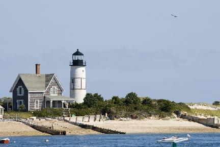 Faro y bonita casa con embarcadeero en Cape Cod