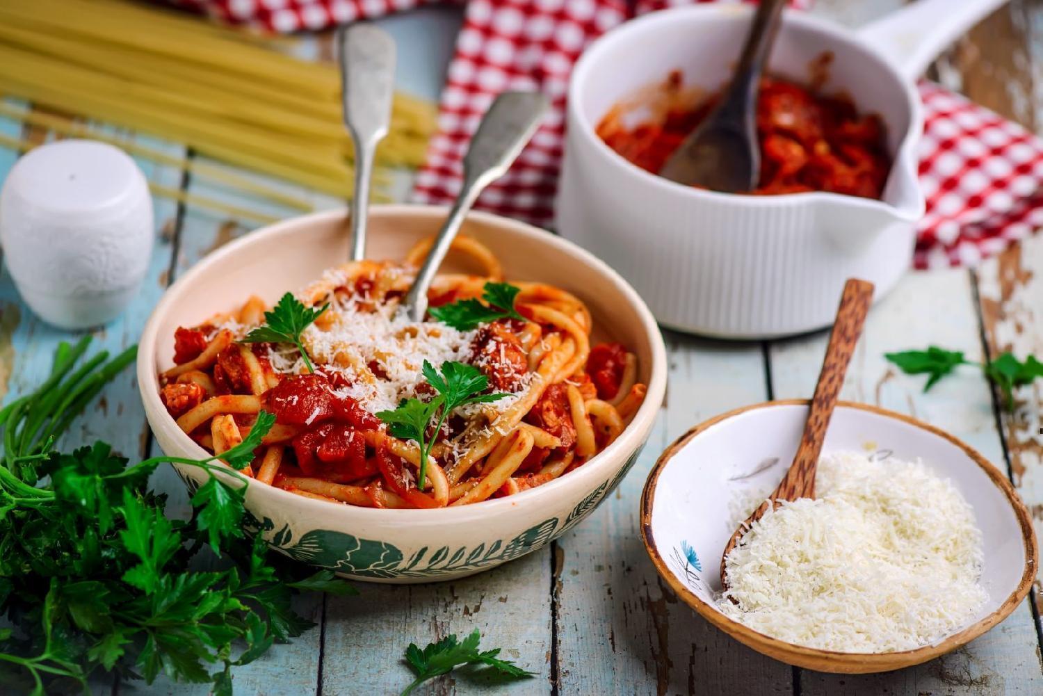 Bucatini a la amatriciana