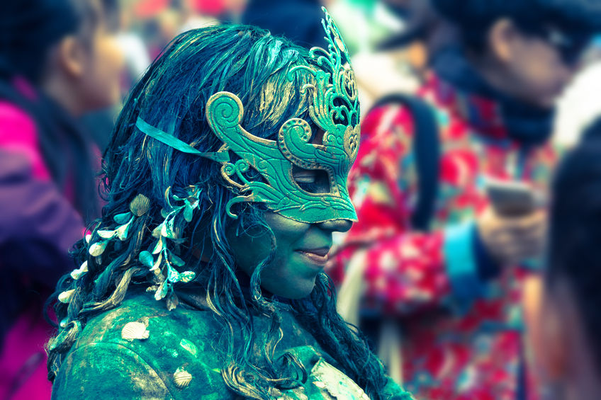 Artista callejero en el festival Fringe en Edimburgo